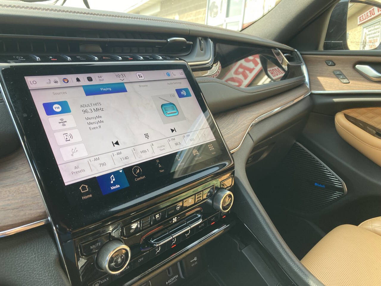 Used 2023 Jeep Grand Cherokee L Summit w/ Advanced Protech Group IV image 30