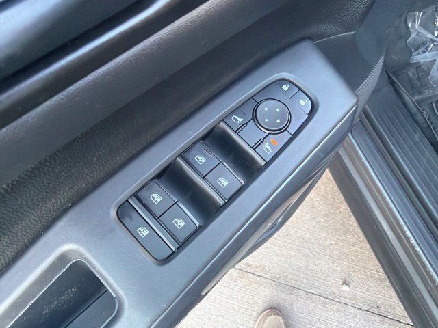 Used 2024 Nissan Pathfinder Rock Creek AWD/4WD image 17