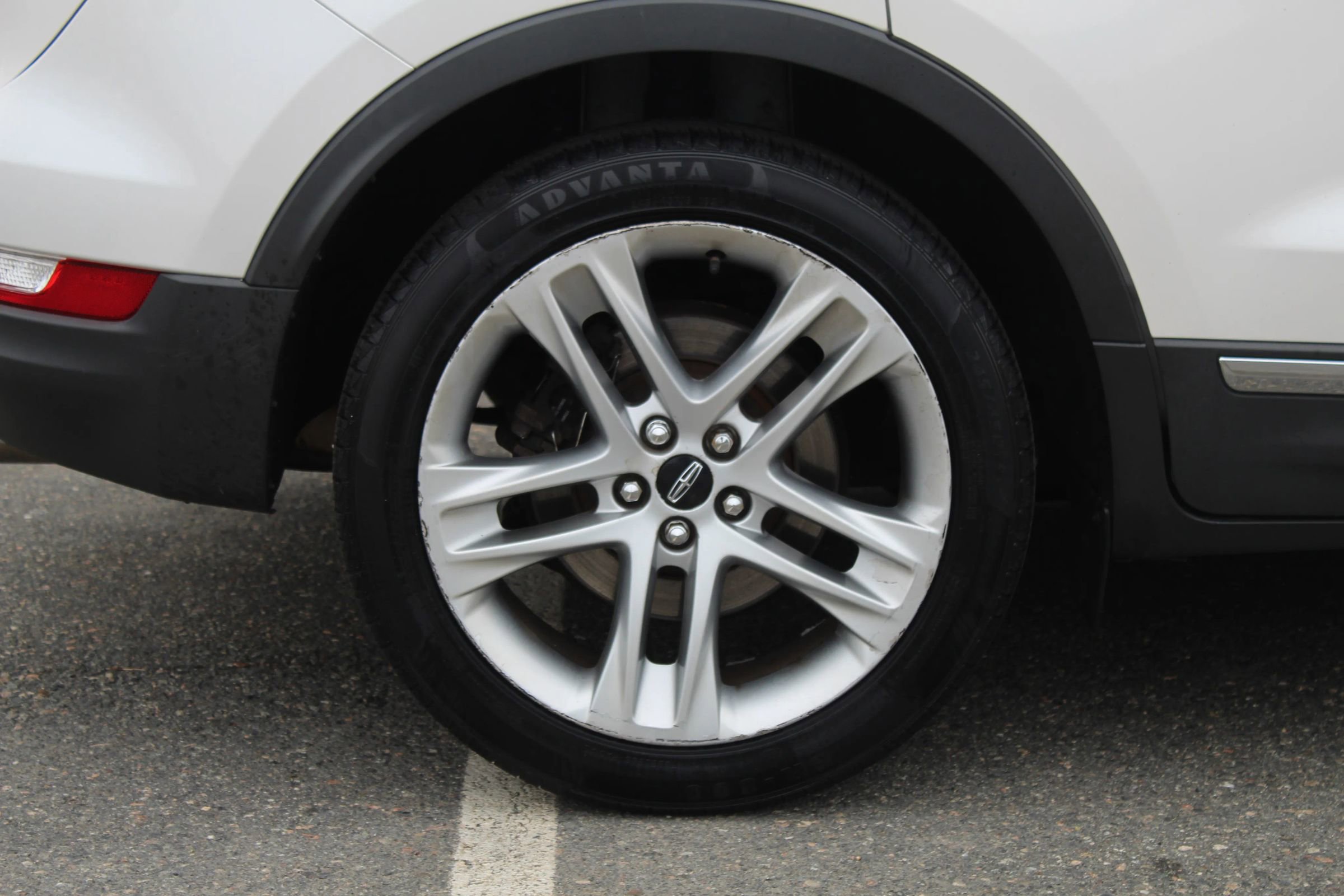 Used 2015 Lincoln MKC Sport Utility 4D w/ Equipment Group 102A Reserve image 37