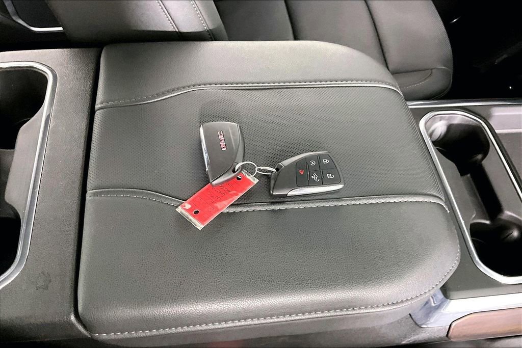 Used 2024 GMC Sierra 2500 SLT w/ SLT Premium Package image 34