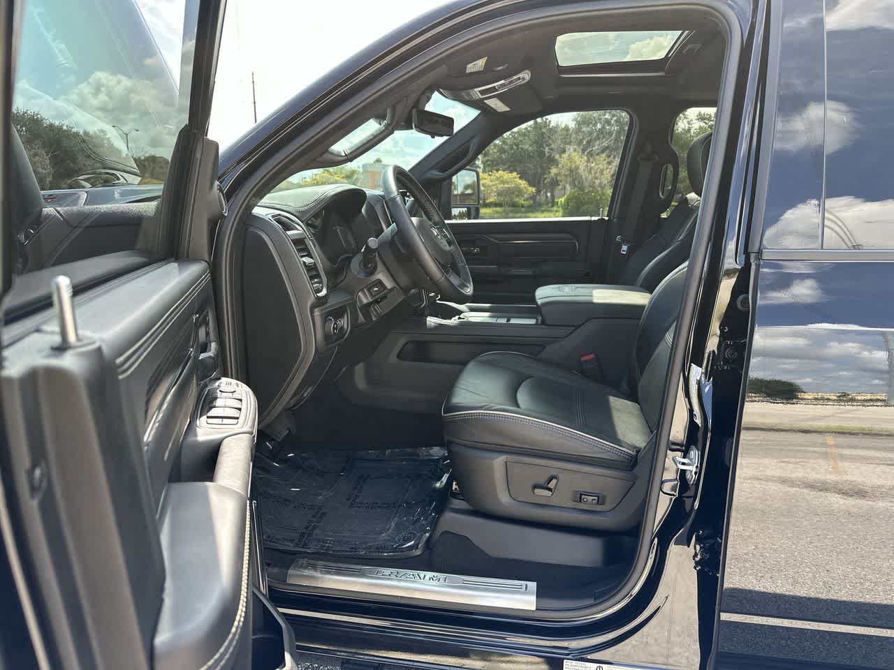 Certified 2024 RAM 3500 Limited AWD/4WD image 10