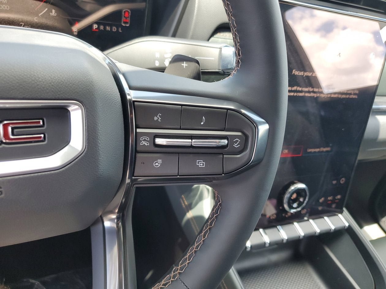 New 2026 GMC Terrain AT4 w/ Technology Package II AWD/4WD image 27