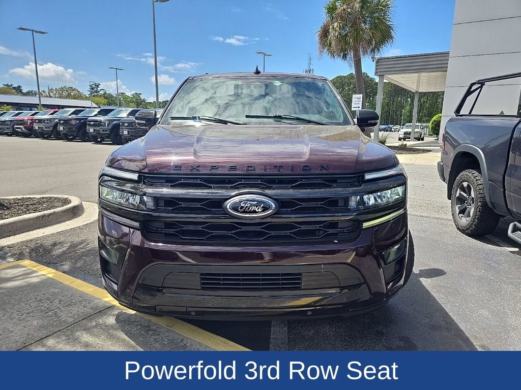 Used 2023 Ford Expedition Limited video 3