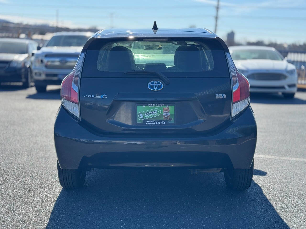 Used 2016 Toyota Prius C Two image 35