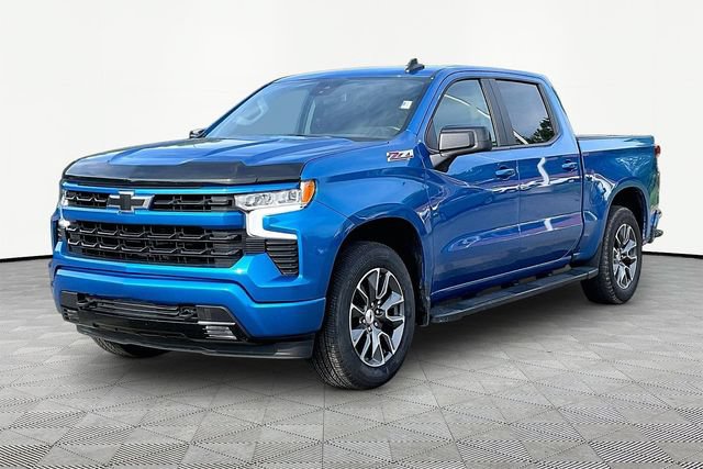 Used 2024 Chevrolet Silverado 1500 RST w/ Z71 Off-Road Package AWD/4WD image 3