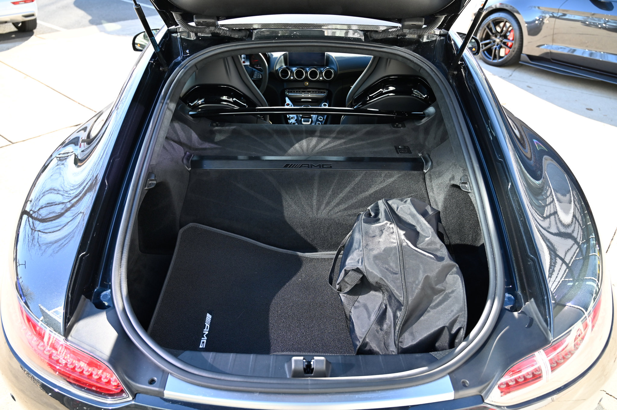 Used 2019 Mercedes-Benz AMG GT R image 35