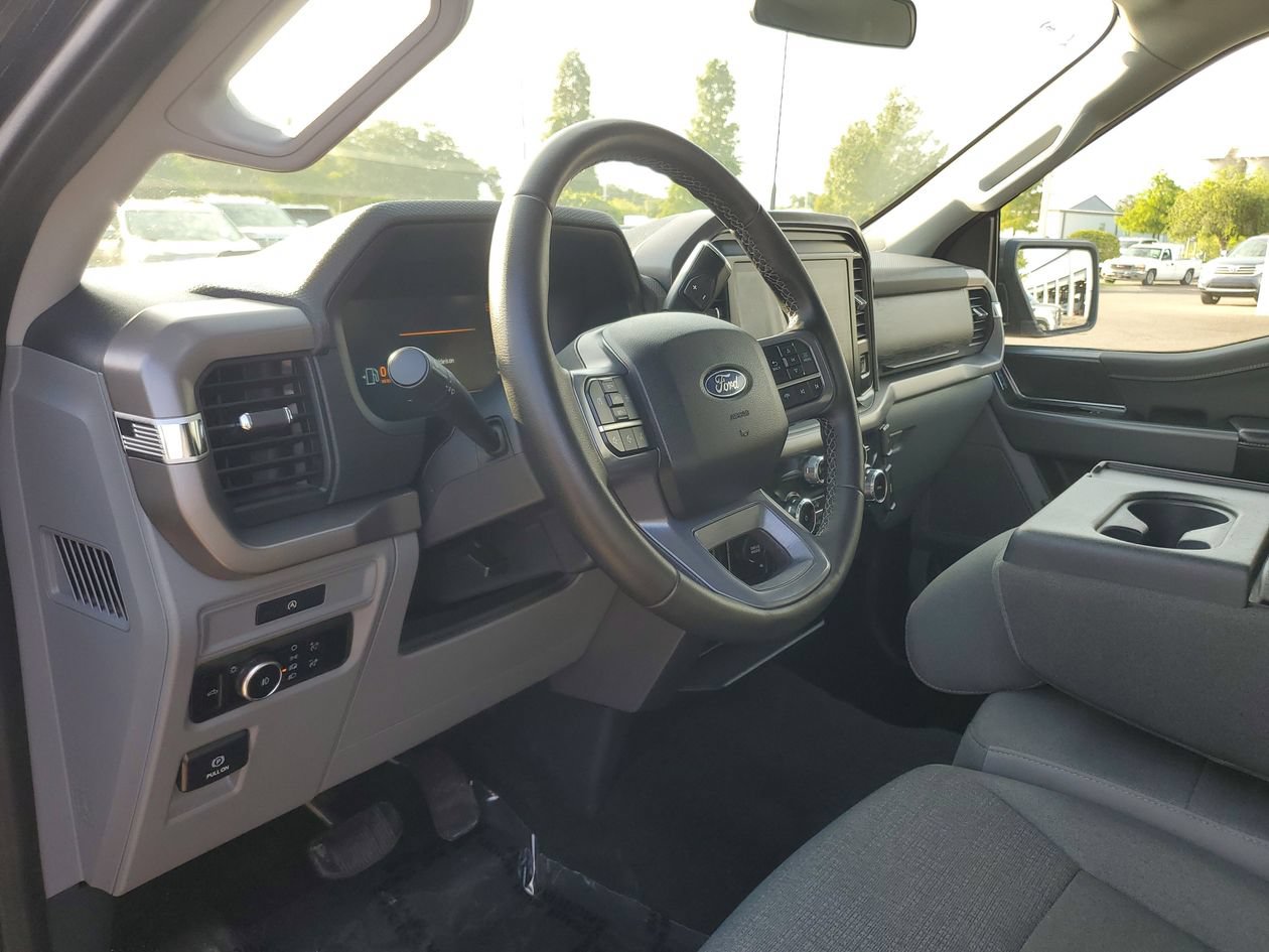 Used 2025 Ford F150 XLT w/ Equipment Group 301A Standard AWD/4WD image 20