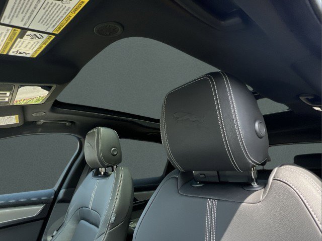 New 2026 Jaguar F-PACE R-Dynamic S image 19