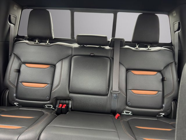 Used 2021 GMC Sierra 2500 AT4 w/ AT4 Preferred Package image 21