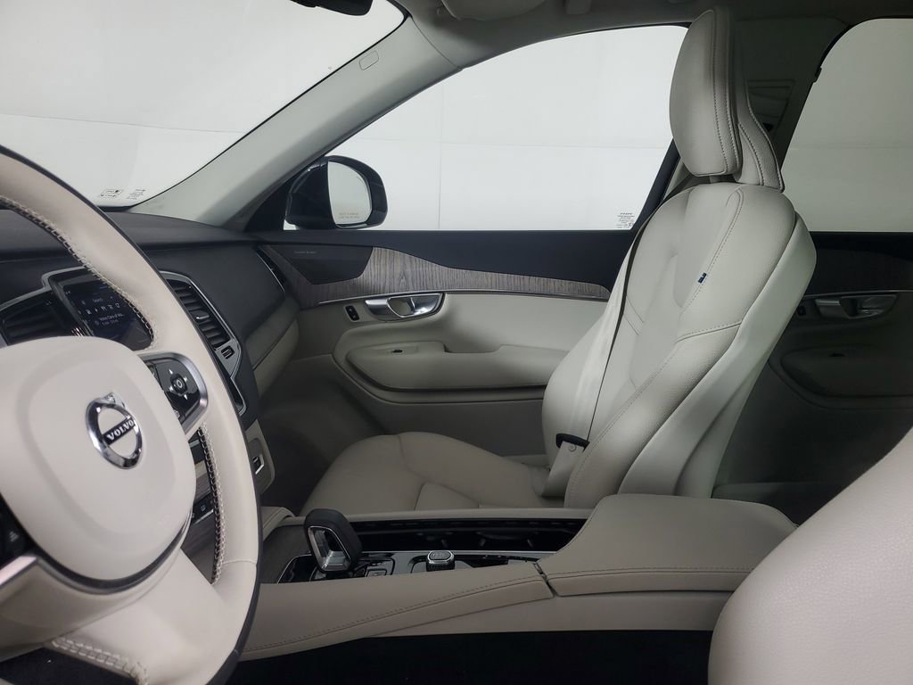 Certified 2024 Volvo XC90 T8 Plus w/ Protection Package image 26