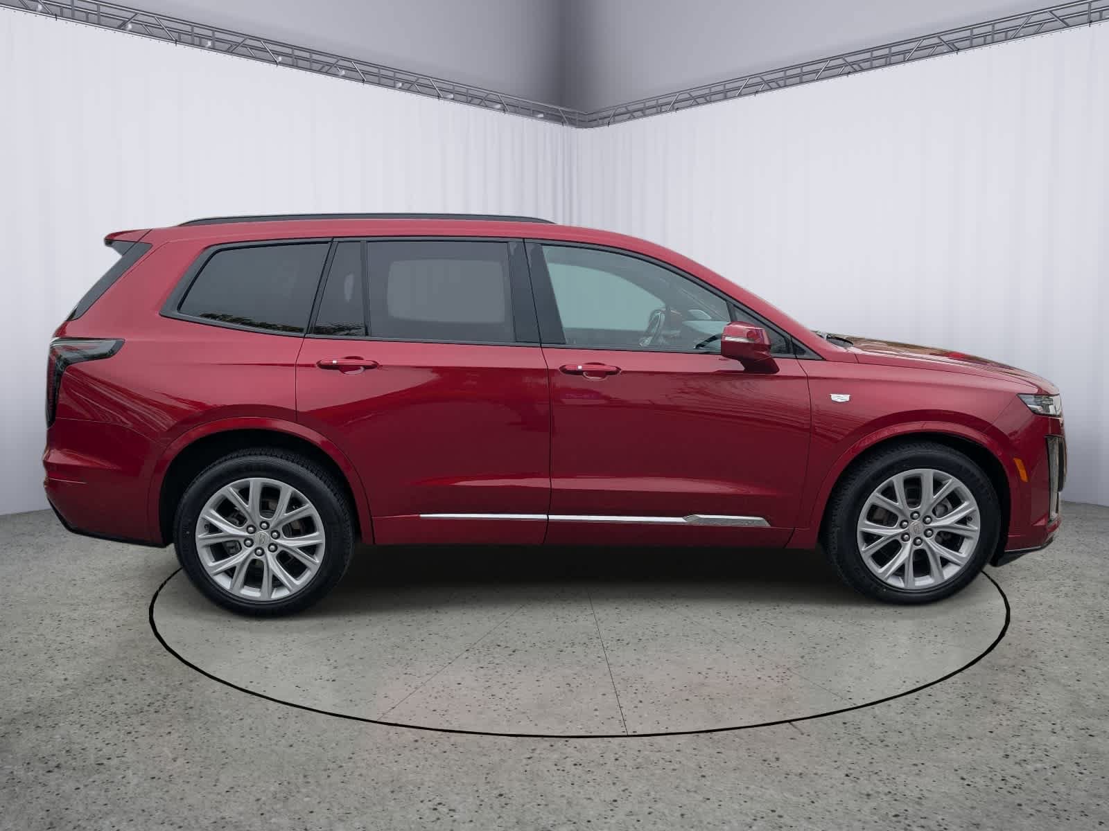 Used 2020 Cadillac XT6 Sport AWD/4WD image 2
