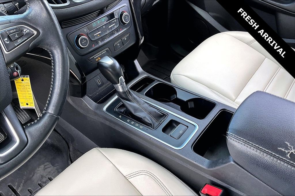 Used 2018 Ford Escape SEL w/ SEL Sport Appearance Package image 17