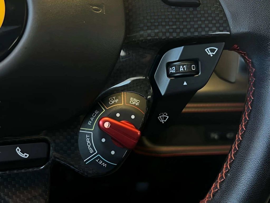 Used 2021 Ferrari F8 Tributo image 29