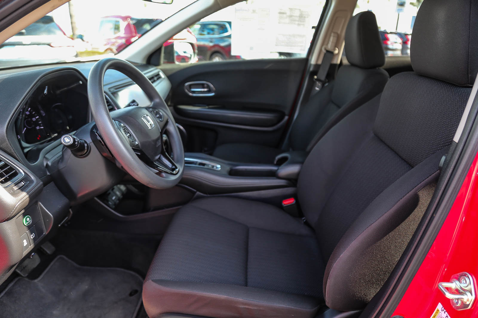 Used 2018 Honda HR-V EX image 22