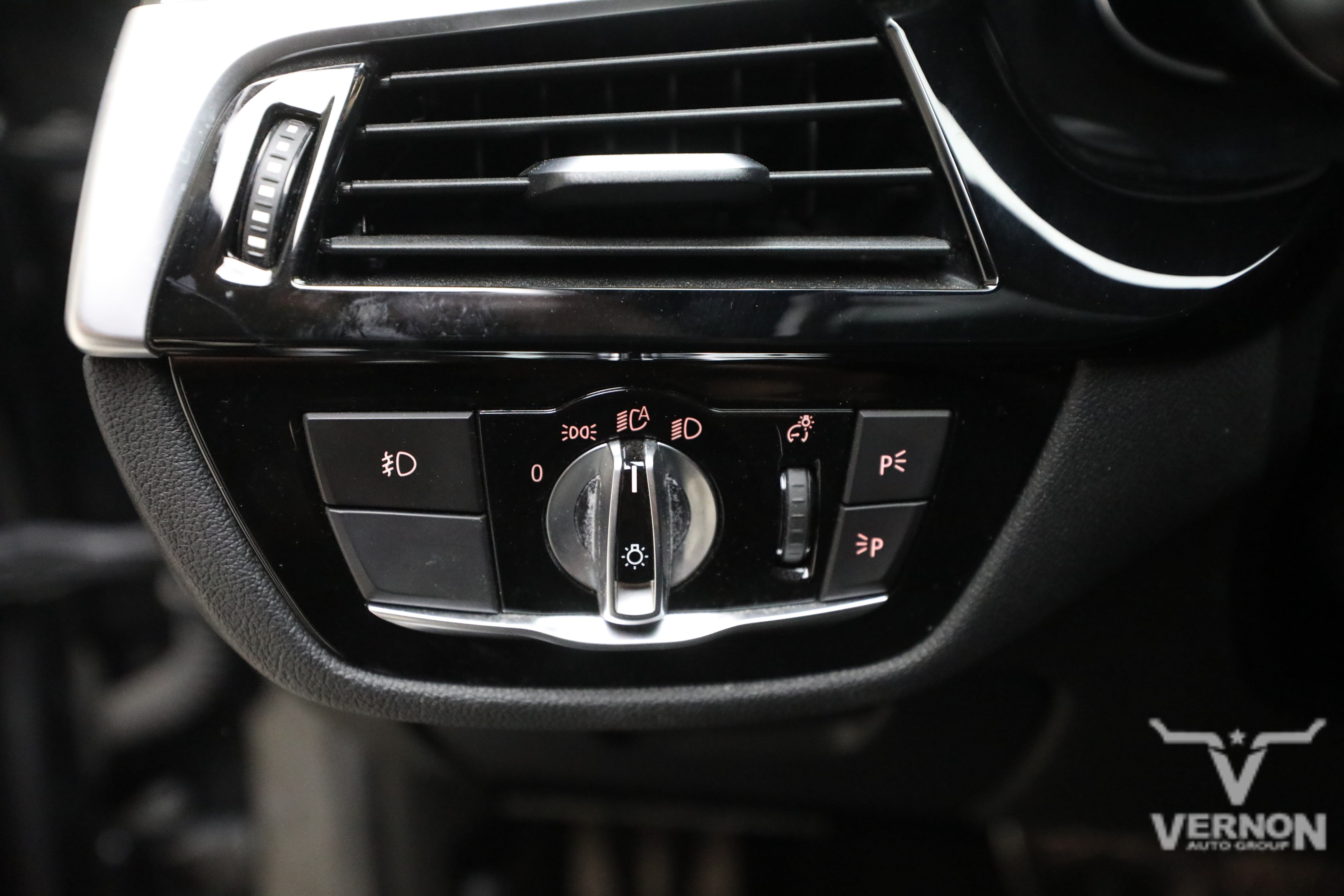 Used 2018 BMW 540i RWD image 17