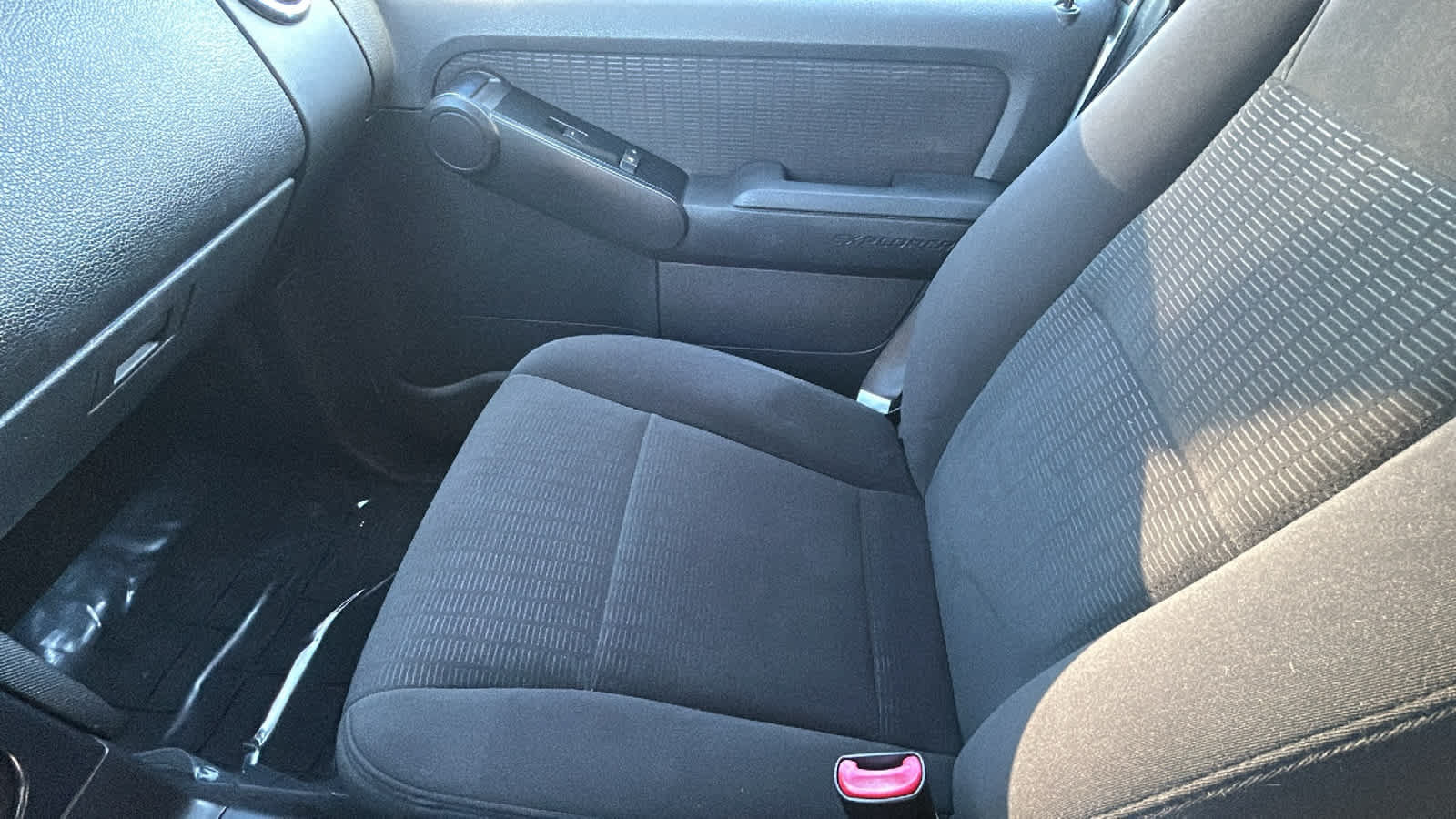 Used 2010 Ford Explorer XLT RWD image 12