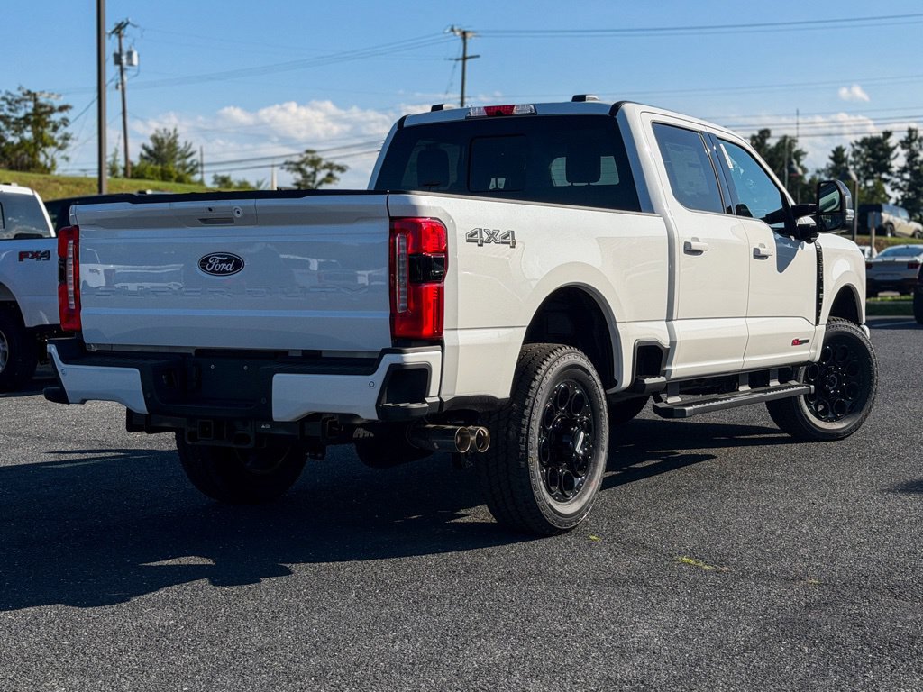 New 2027 Ford F350 Lariat w/ Black Appearance Package AWD/4WD image 4