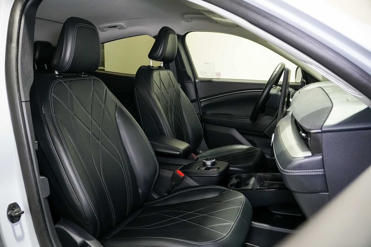 Used 2023 Ford Mustang Mach-E Select RWD image 19
