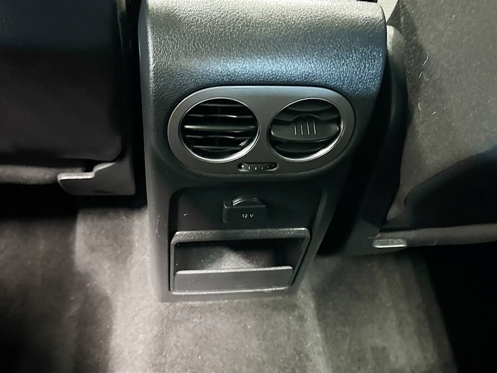 Used 2018 Volkswagen Tiguan Limited AWD/4WD image 26