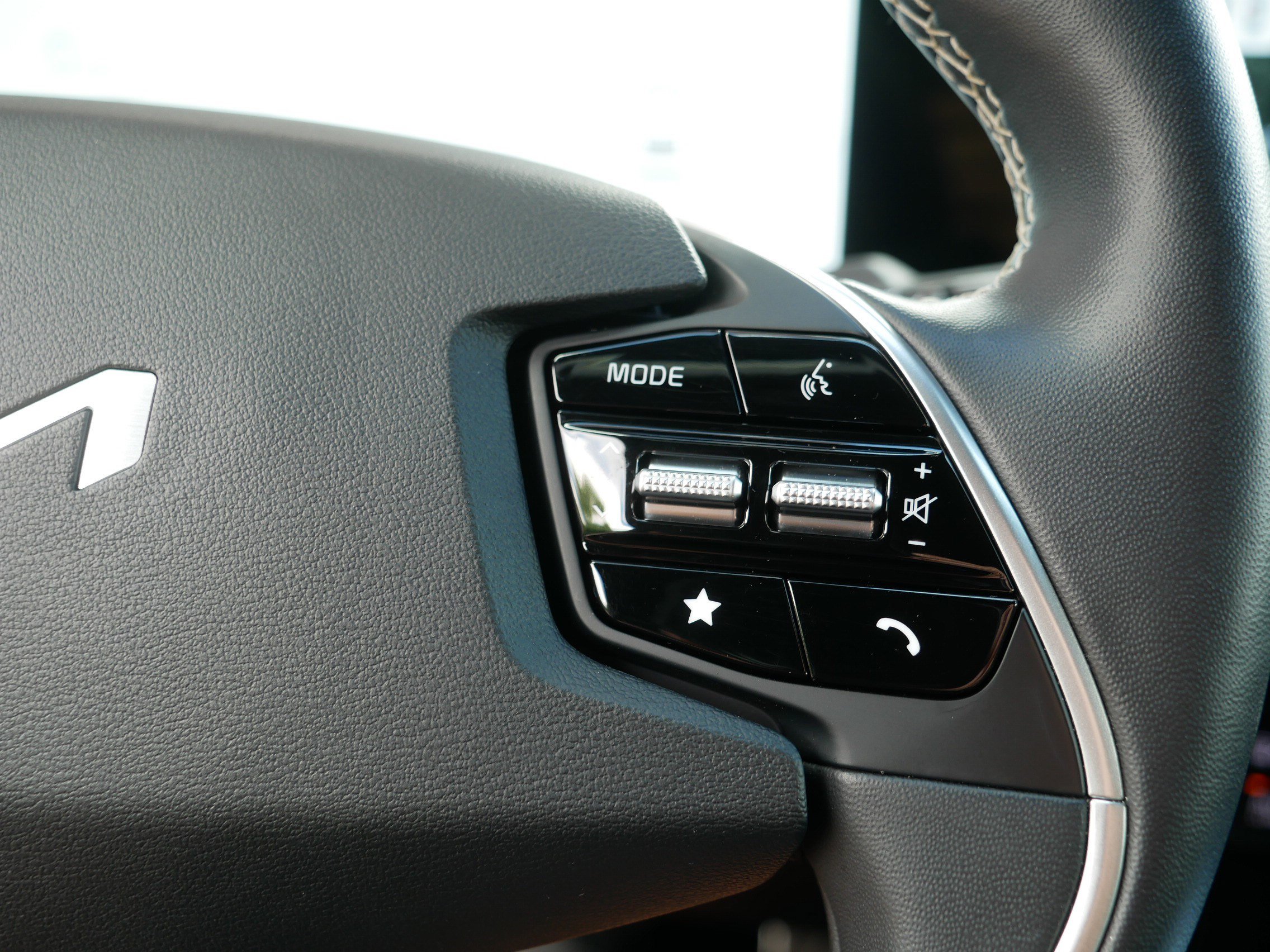 Certified 2023 Kia EV6 GT-Line AWD/4WD image 29
