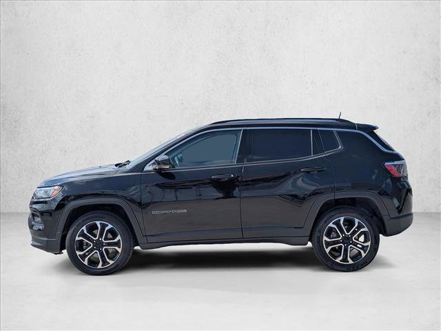 Used 2022 Jeep Compass Limited image 9