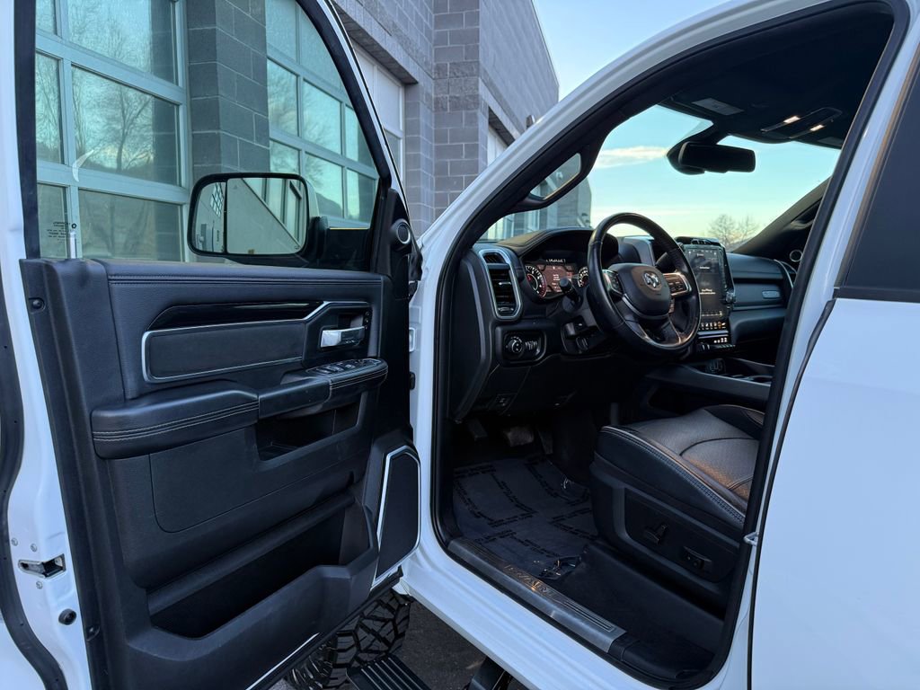 Used 2021 RAM 3500 Laramie image 30