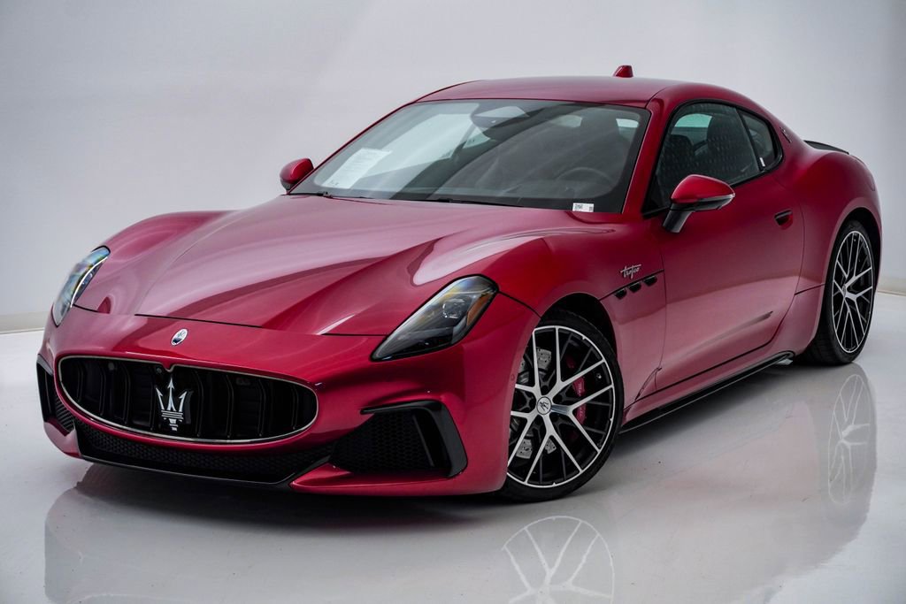 Used 2024 Maserati GranTurismo Trofeo image 3