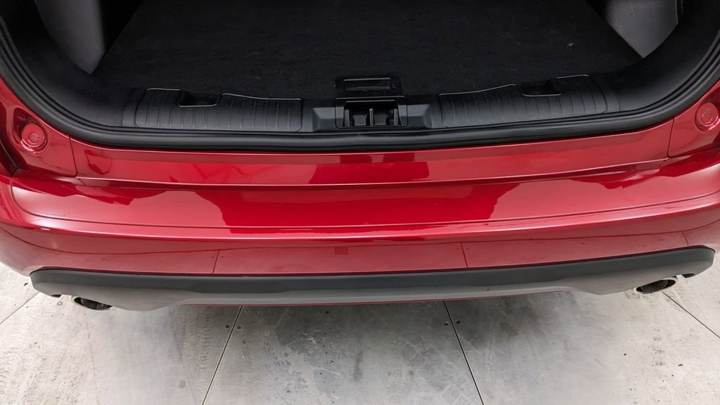 Certified 2024 Ford Escape ST-Line w/ Equipment Group 301A image 6