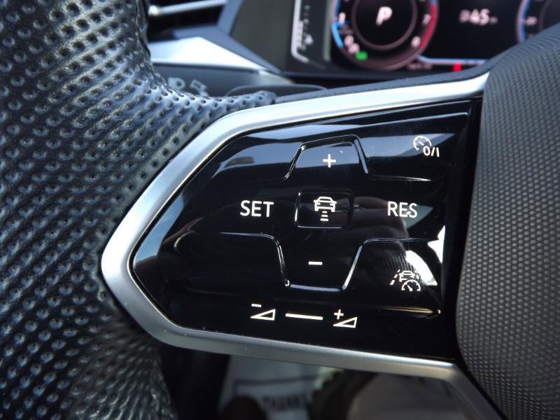 Used 2021 Volkswagen Arteon SEL Premium image 17