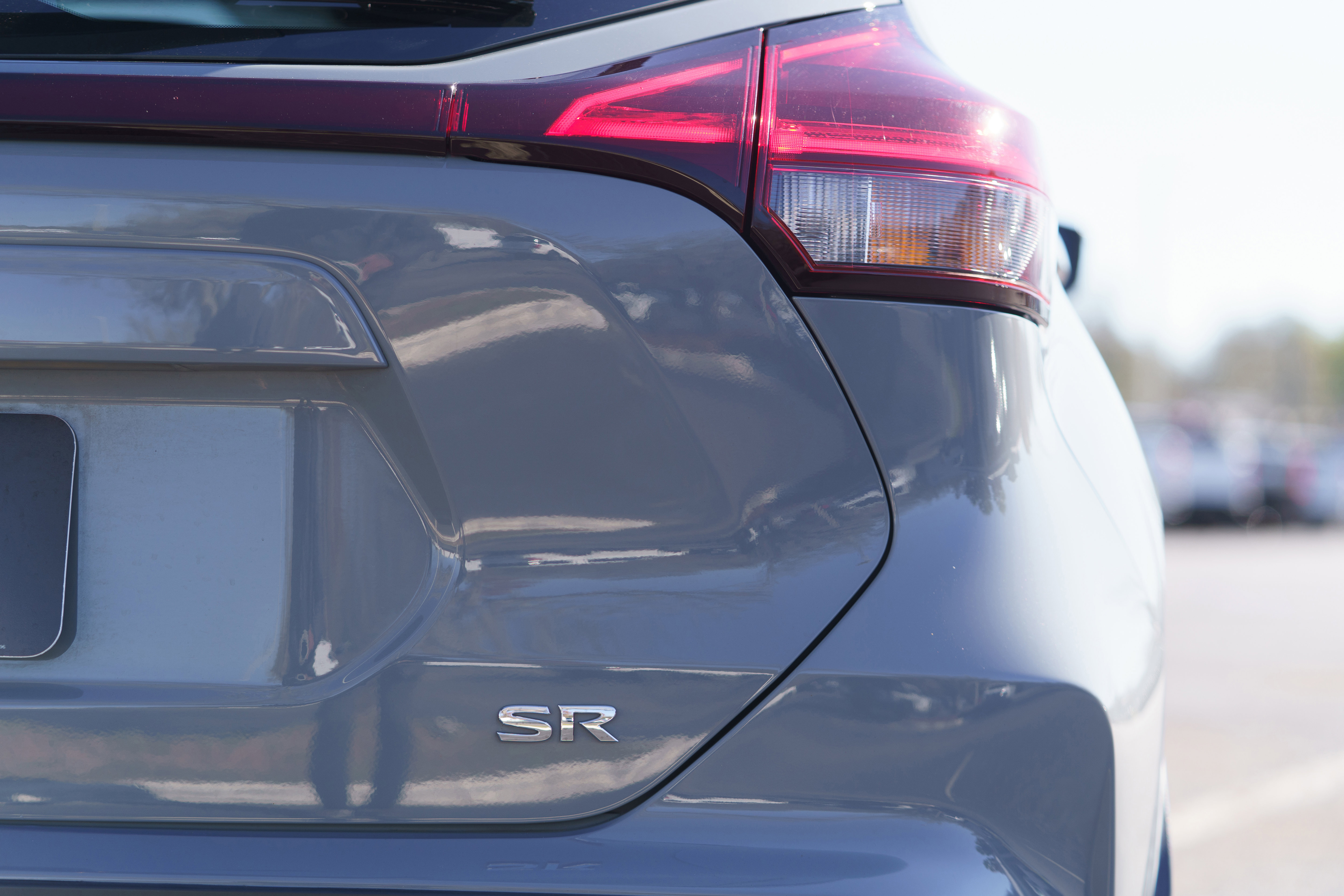 Used 2023 Nissan Kicks SR image 39