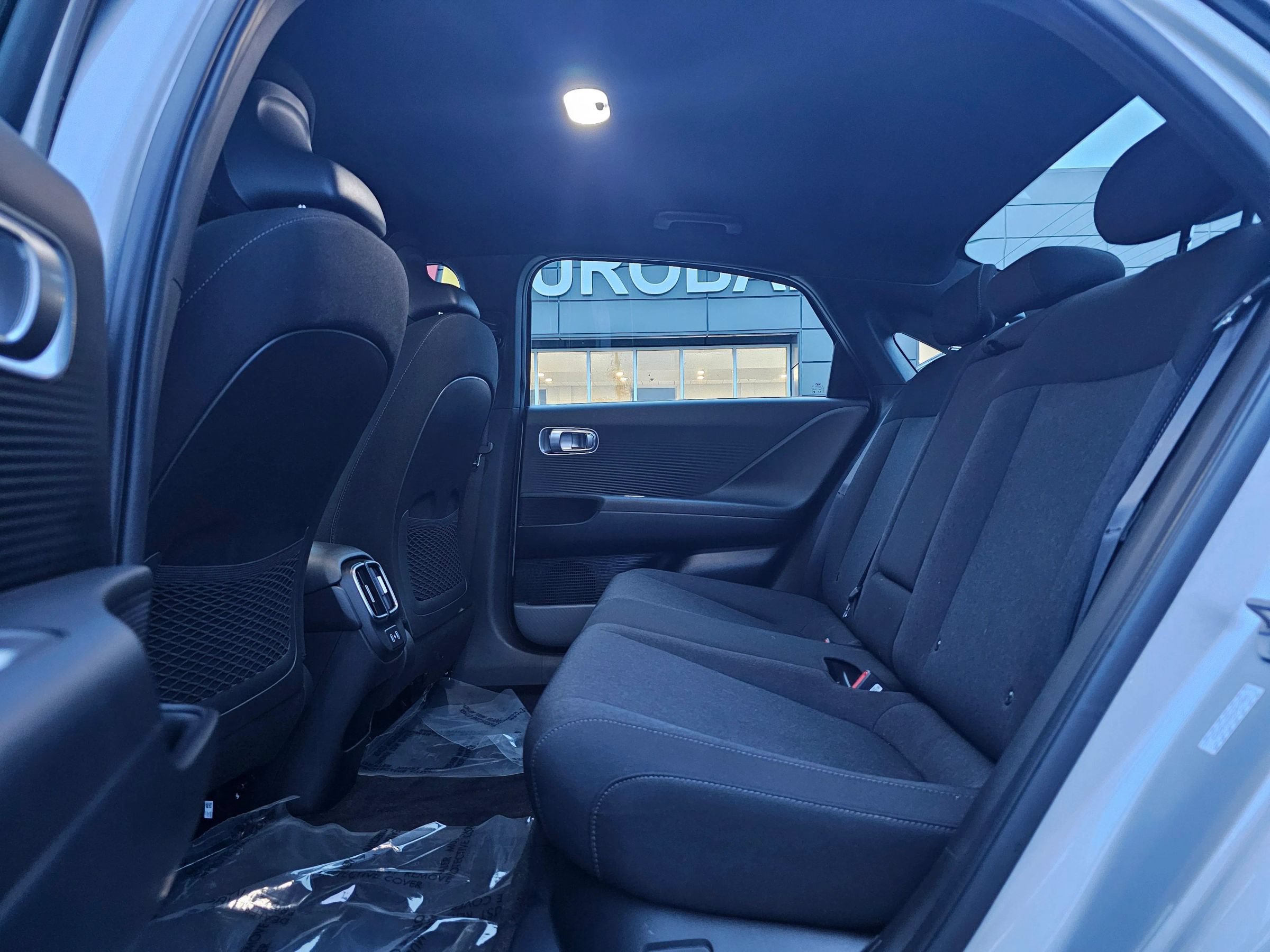 Used 2024 Hyundai Ioniq 6 SE RWD image 21