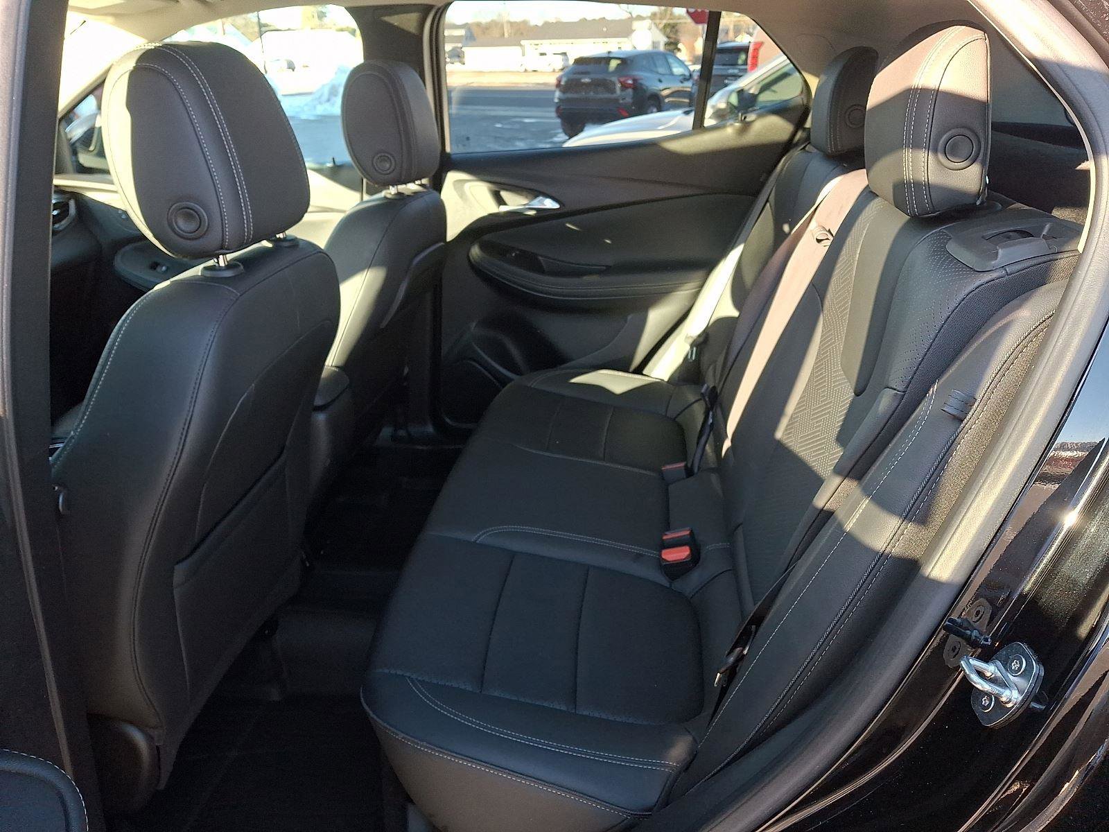 Used 2023 Buick Encore GX Essence w/ Experience Buick Package image 10