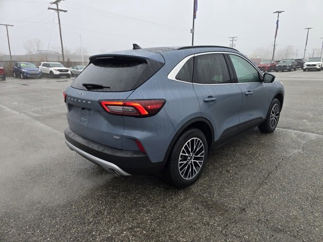 New 2026 Ford Escape SE w/ PHEV Premium Package image 3