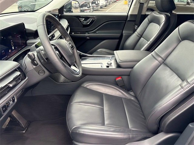 Certified 2025 Lincoln Aviator Premiere image 29