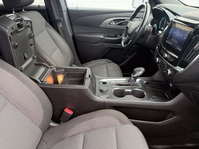 Used 2023 Chevrolet Traverse LT AWD/4WD image 18