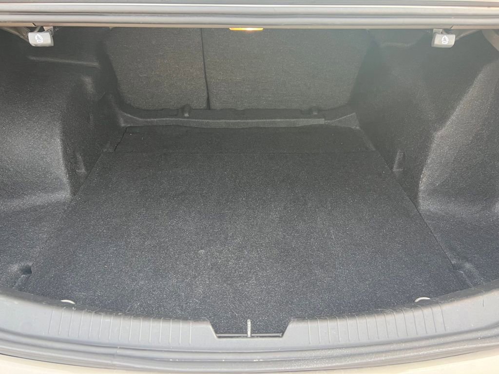 Used 2023 Chevrolet Malibu LS image 12