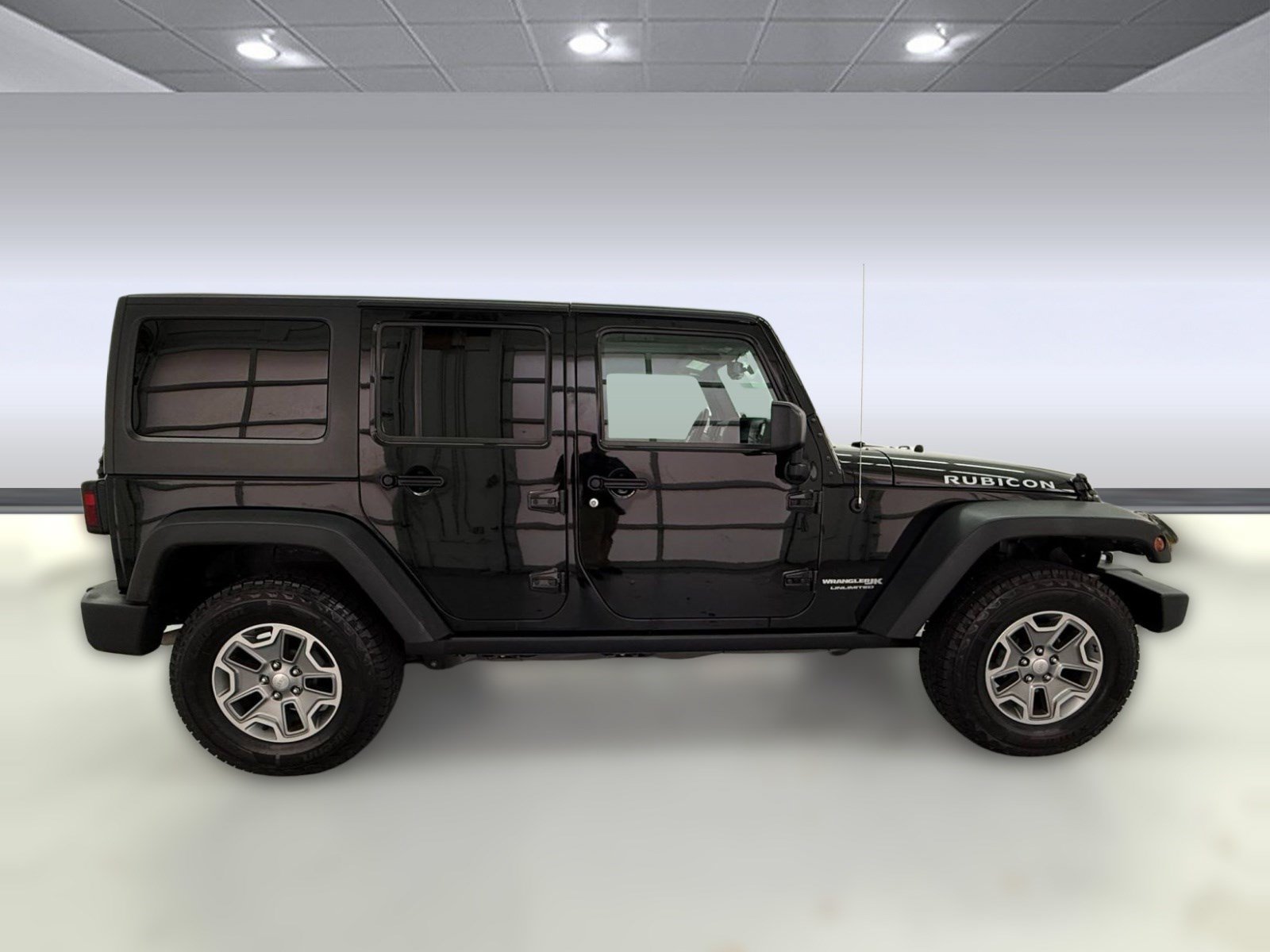 Used 2018 Jeep Wrangler Unlimited Rubicon w/ Connectivity Group AWD/4WD image 7