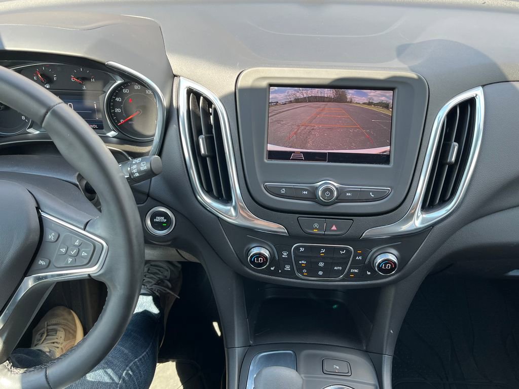 Certified 2024 Chevrolet Equinox LT w/ LPO, Floor Liner Package FWD image 14