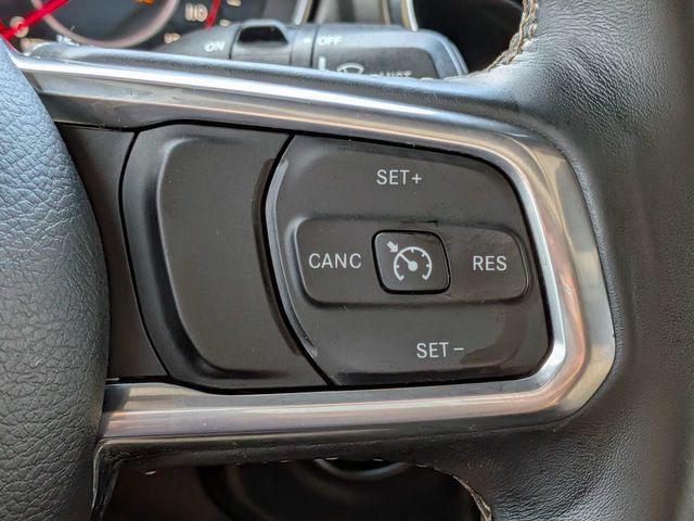 Used 2018 Jeep Wrangler Unlimited Rubicon AWD/4WD image 30
