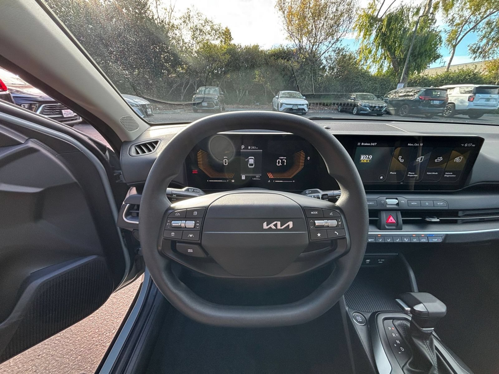 Used 2026 Kia K4 FWD image 32