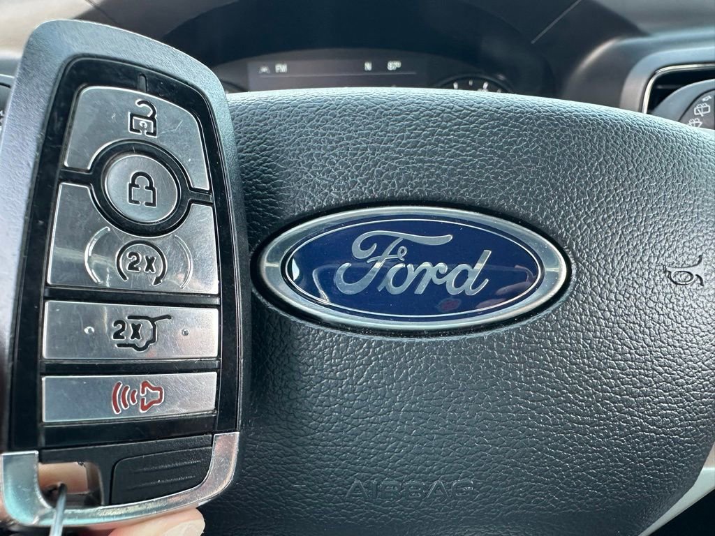 Used 2024 Ford Explorer Limited image 50