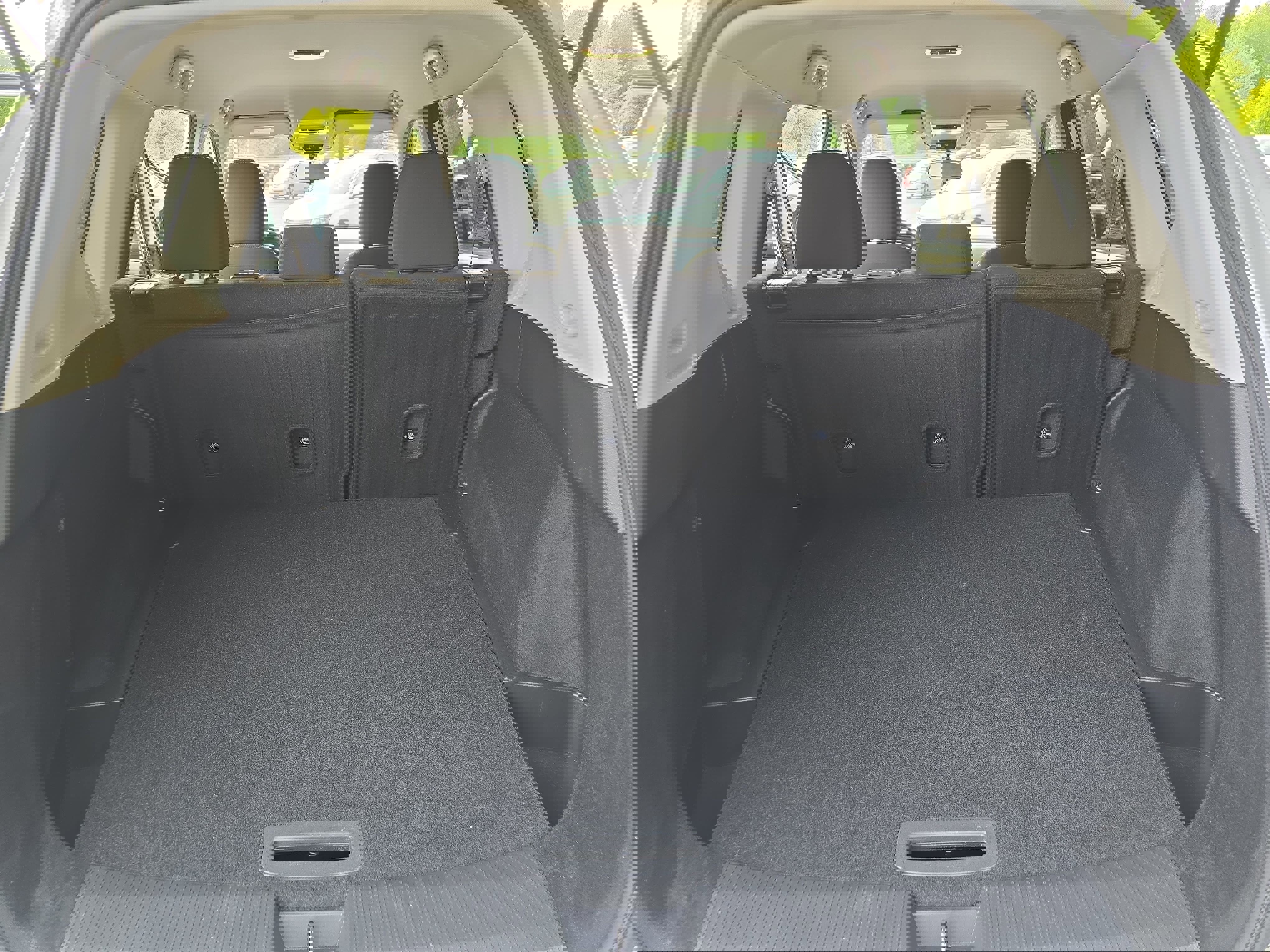 Used 2024 Nissan Rogue S image 13