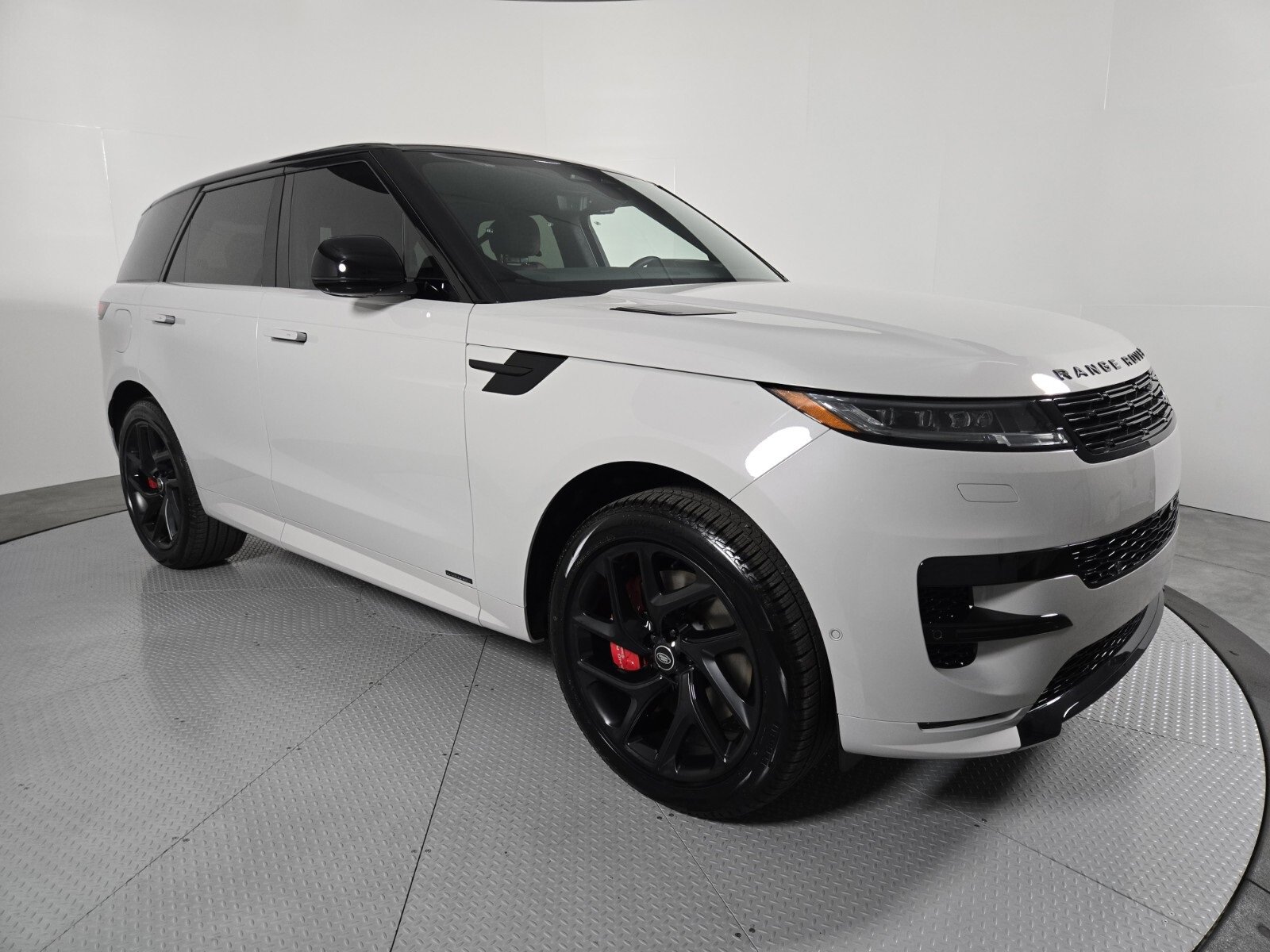 New 2025 Land Rover Range Rover Sport Autobiography image 14