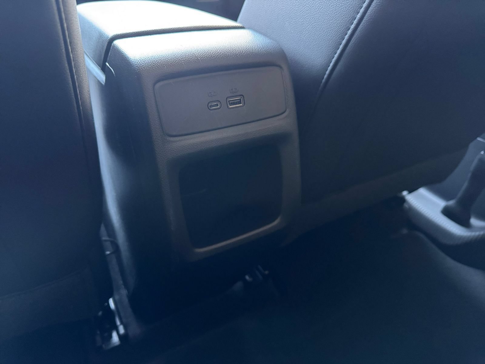 Used 2025 Chevrolet Trax LT w/ LT Convenience Package FWD image 21