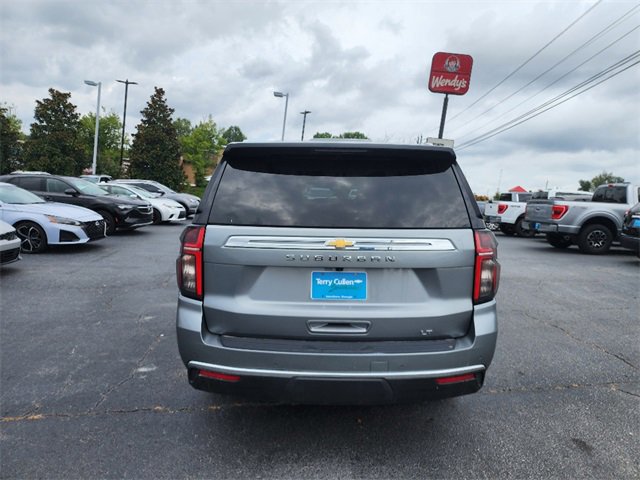 Used 2023 Chevrolet Suburban LT image 6