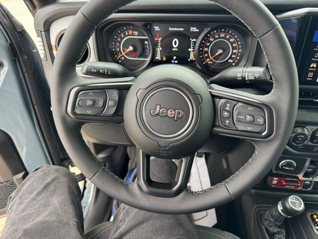 New 2026 Jeep Gladiator Sport AWD/4WD image 16