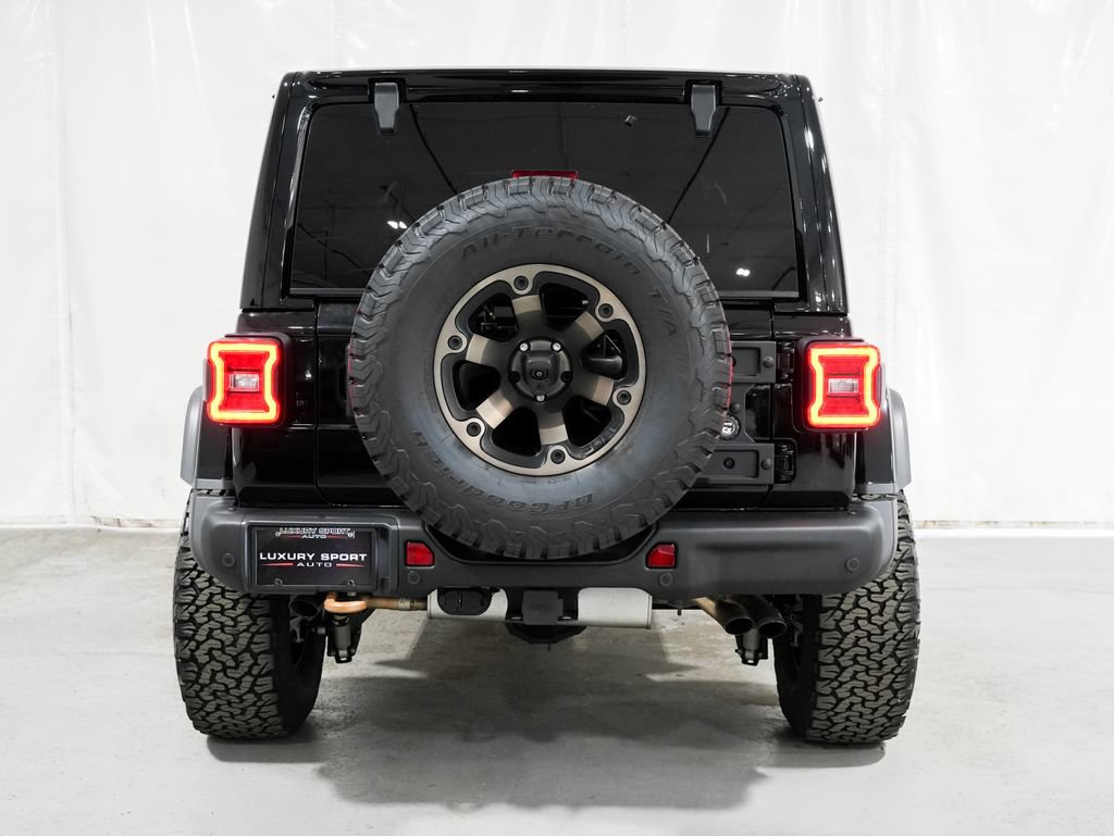 Used 2022 Jeep Wrangler Unlimited Rubicon w/ Xtreme Recon 35" Tire Package AWD/4WD image 4