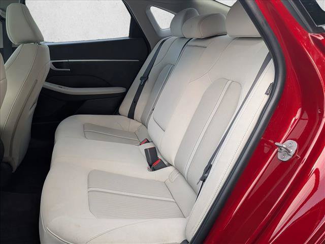 Used 2024 Hyundai Sonata SEL w/ Convenience Package FWD image 18
