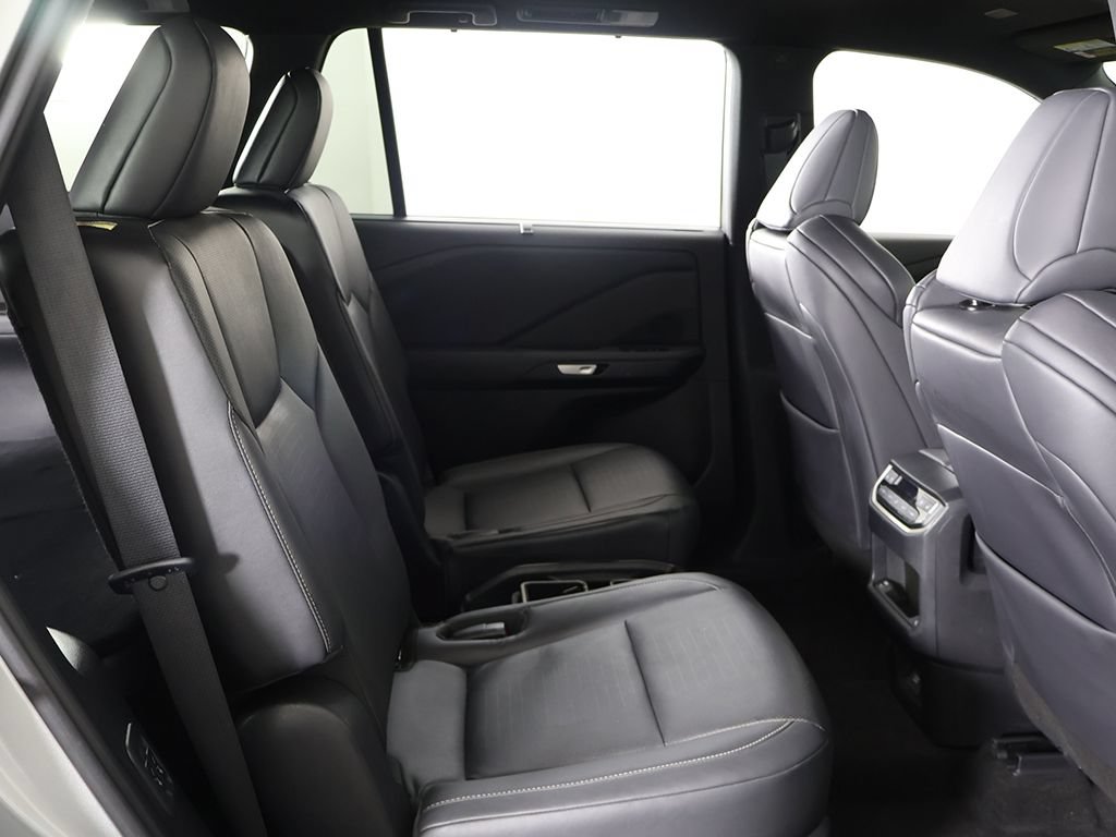 Used 2024 Lexus TX 500h AWD w/ Technology Package image 38