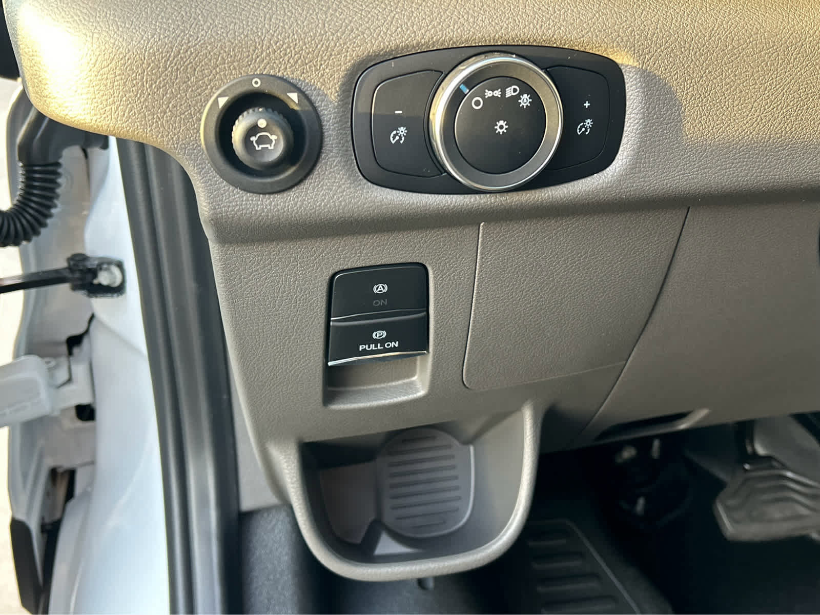 New 2025 Ford Transit 250 148 Medium Roof w/ Load Area Protection Package image 22